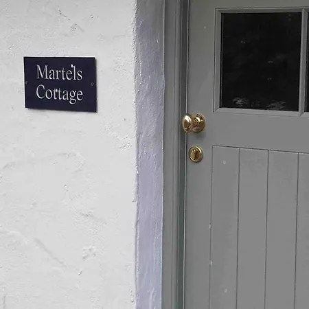 Traditional Irish Thatched Cottage Florencecourt Exterior photo
